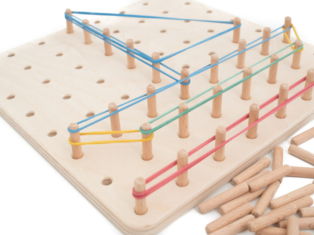 Geoplan 64 wyjmowanych kołków, 12mm Montessori, CE